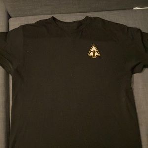 Men’s L March & Mill Co. T-shirt